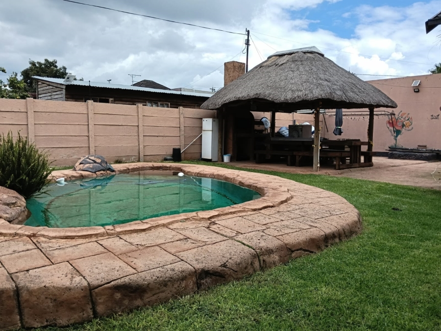 3 Bedroom Property for Sale in Randgate Gauteng