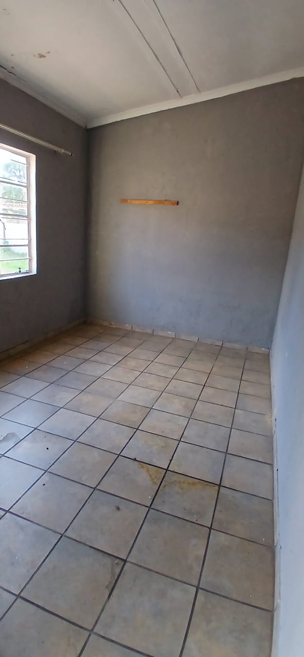 3 Bedroom Property for Sale in Luipaardsvlei Gauteng