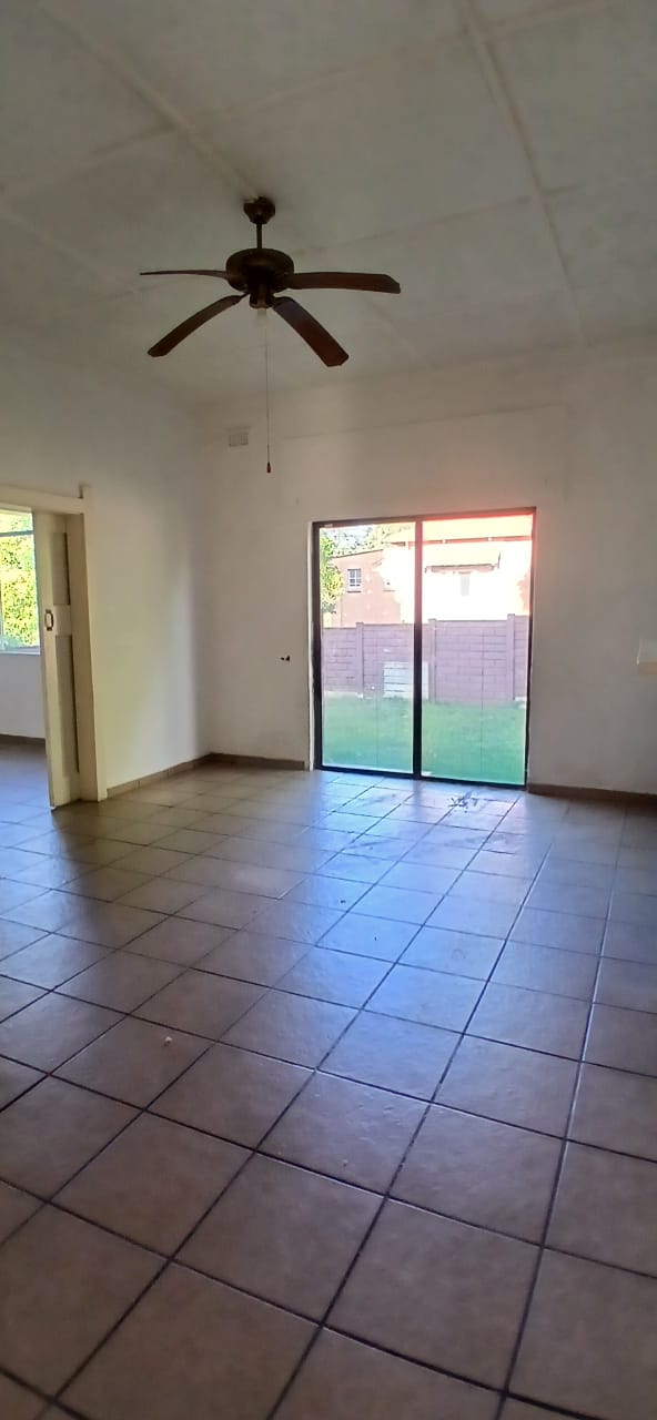 3 Bedroom Property for Sale in Luipaardsvlei Gauteng