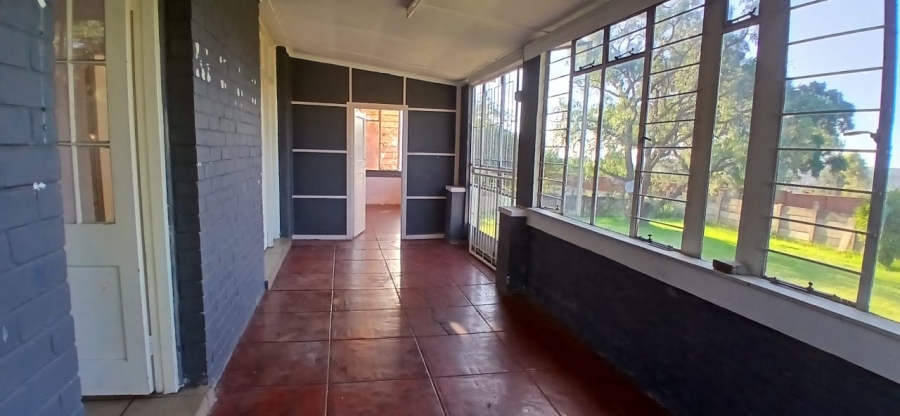 3 Bedroom Property for Sale in Luipaardsvlei Gauteng