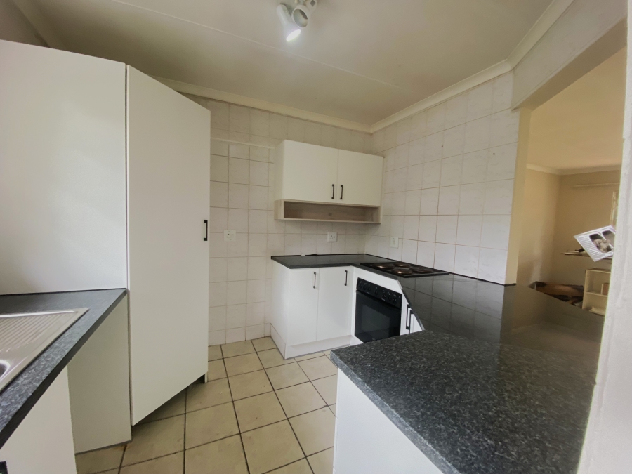 2 Bedroom Property for Sale in Sundowner Gauteng