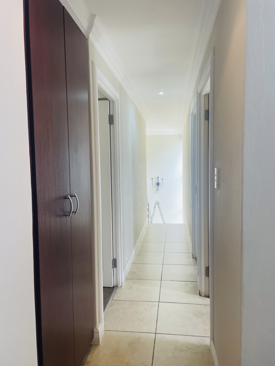 To Let 3 Bedroom Property for Rent in Craigavon Gauteng