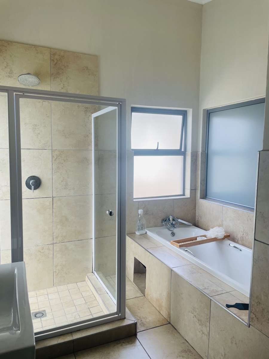 To Let 3 Bedroom Property for Rent in Craigavon Gauteng