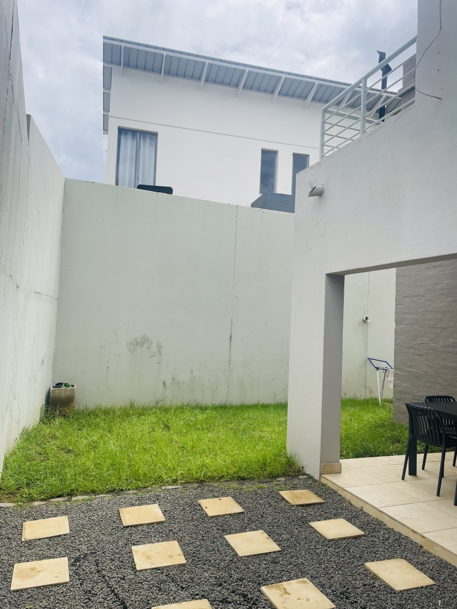 To Let 3 Bedroom Property for Rent in Craigavon Gauteng