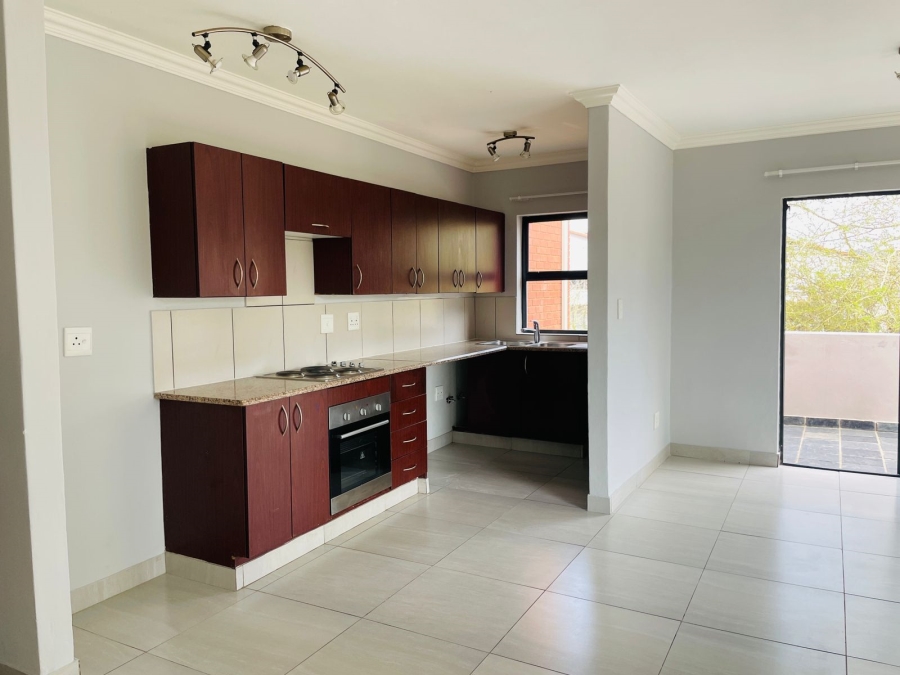 To Let 2 Bedroom Property for Rent in Jackal Creek Golf Estate Gauteng