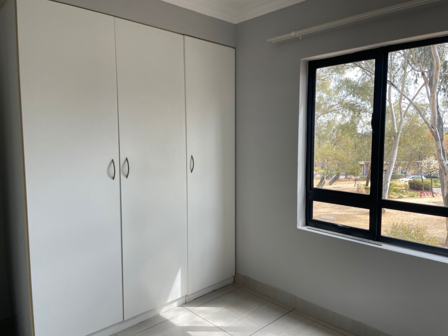 To Let 2 Bedroom Property for Rent in Jackal Creek Golf Estate Gauteng