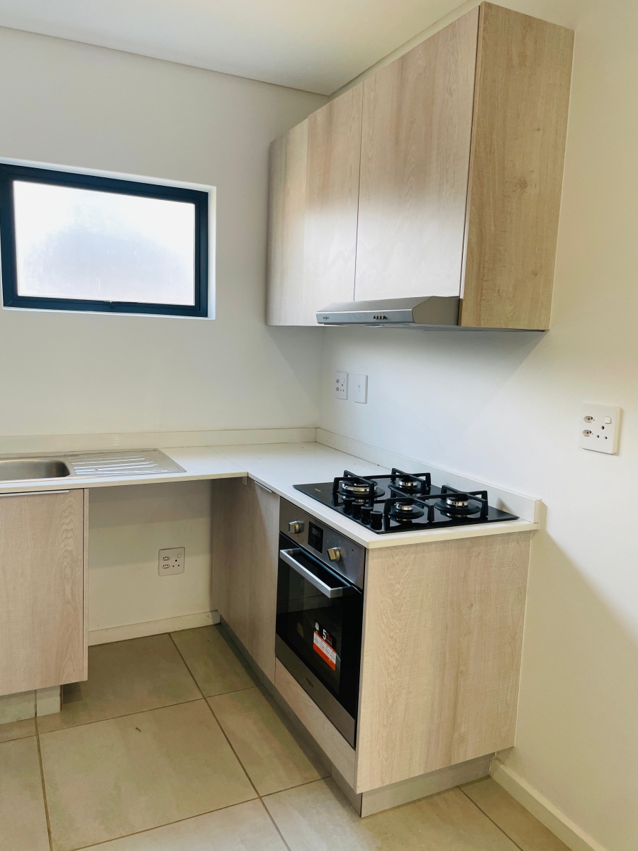 To Let 1 Bedroom Property for Rent in Lonehill Gauteng