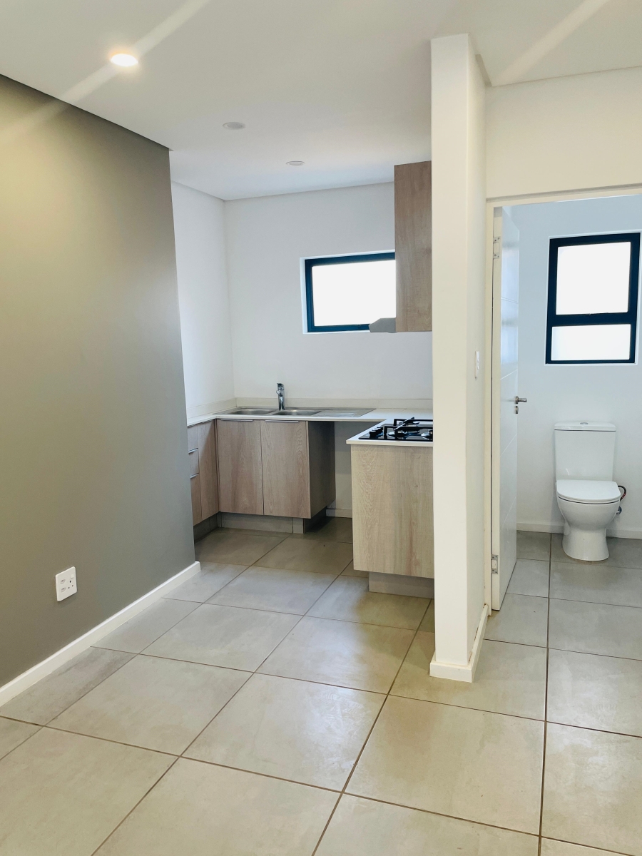 To Let 1 Bedroom Property for Rent in Lonehill Gauteng