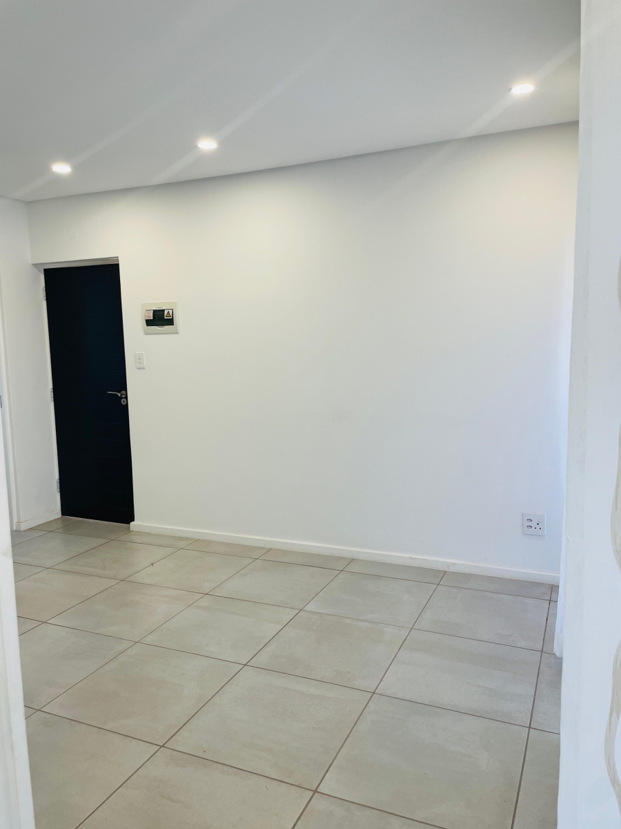 To Let 1 Bedroom Property for Rent in Lonehill Gauteng