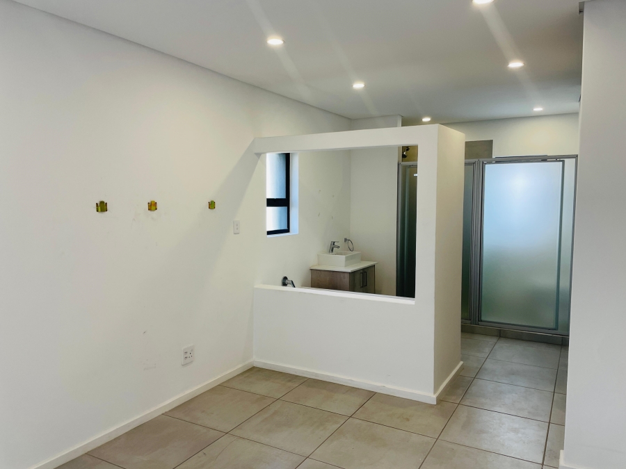 To Let 1 Bedroom Property for Rent in Lonehill Gauteng