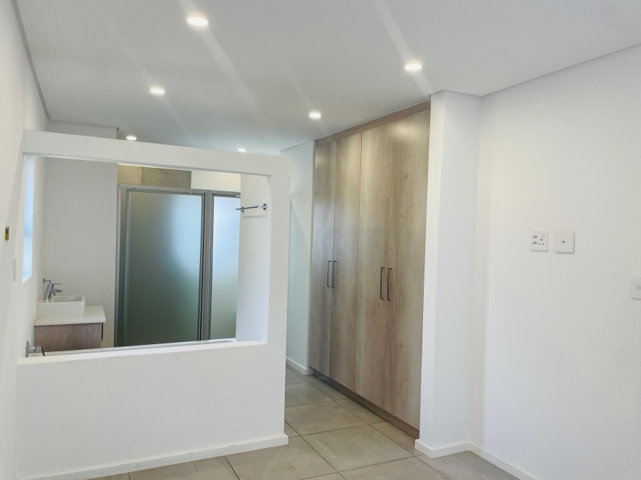 To Let 1 Bedroom Property for Rent in Lonehill Gauteng