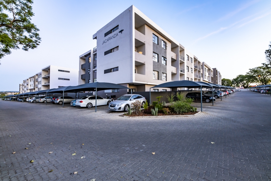 To Let 3 Bedroom Property for Rent in North Riding Gauteng