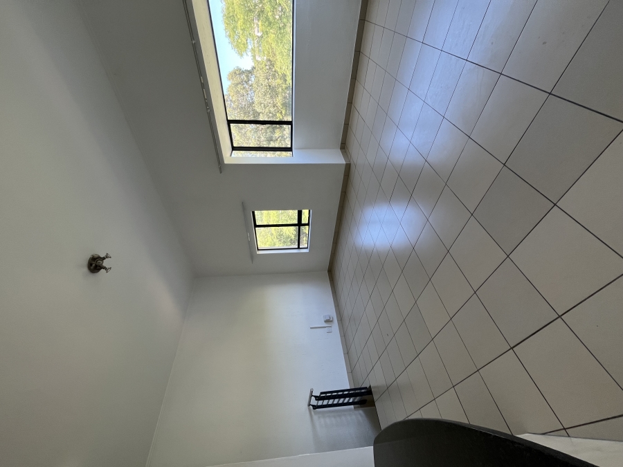 2 Bedroom Property for Sale in Roodepoort Gauteng