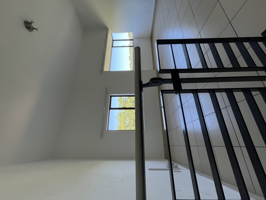 2 Bedroom Property for Sale in Roodepoort Gauteng