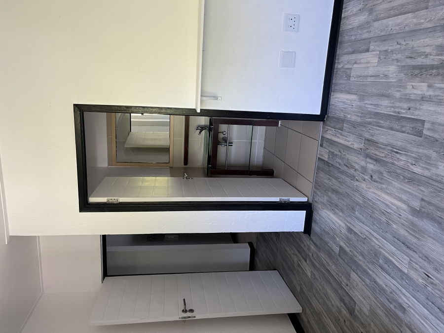 2 Bedroom Property for Sale in Roodepoort Gauteng