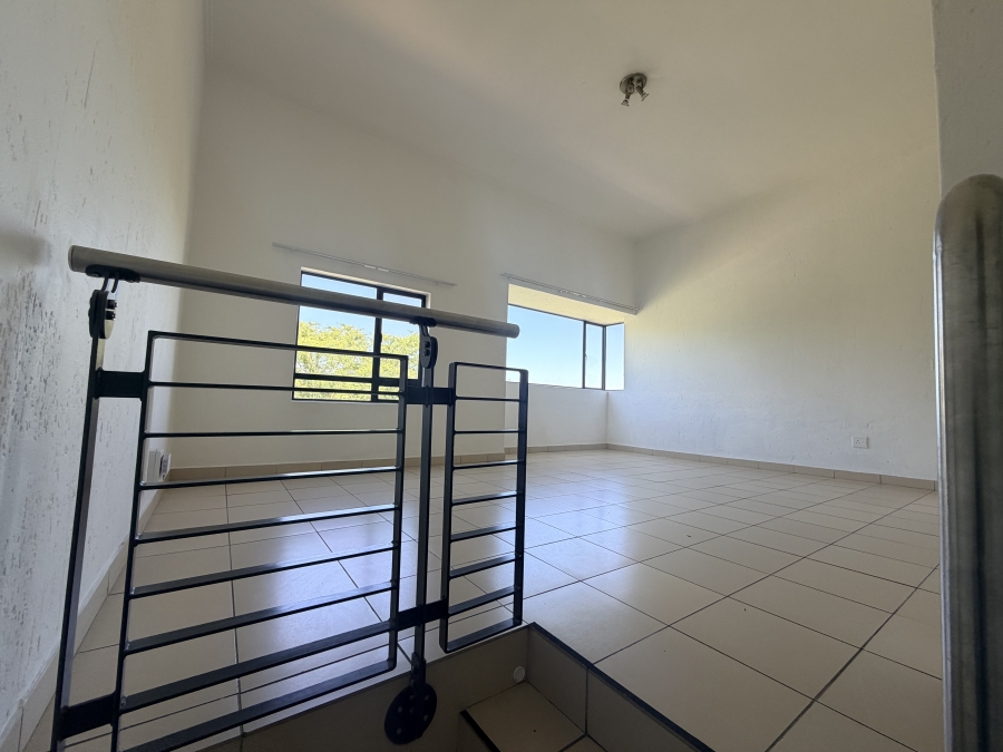 2 Bedroom Property for Sale in Roodepoort Gauteng