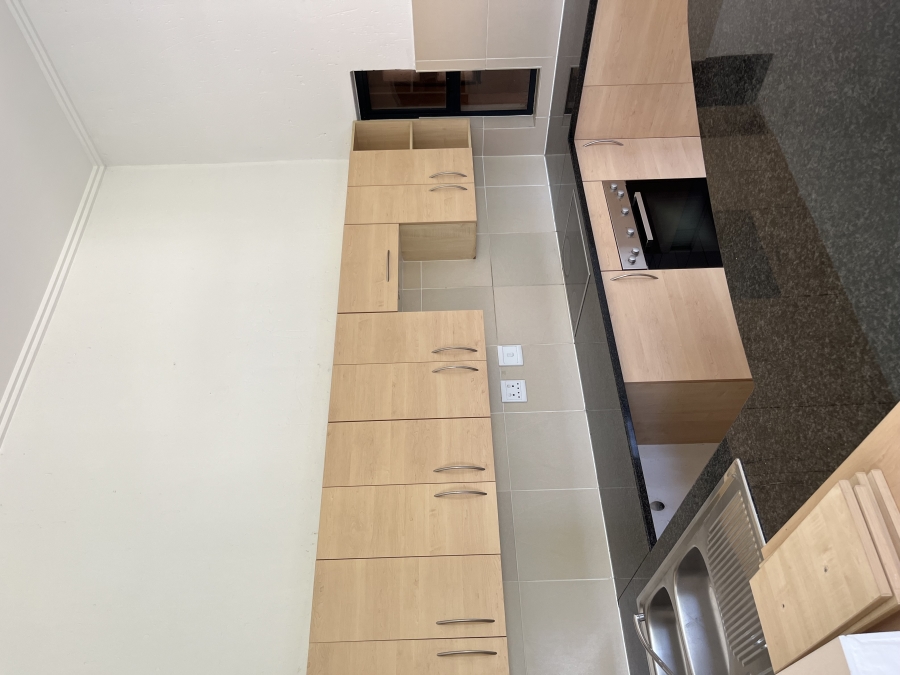 2 Bedroom Property for Sale in Roodepoort Gauteng