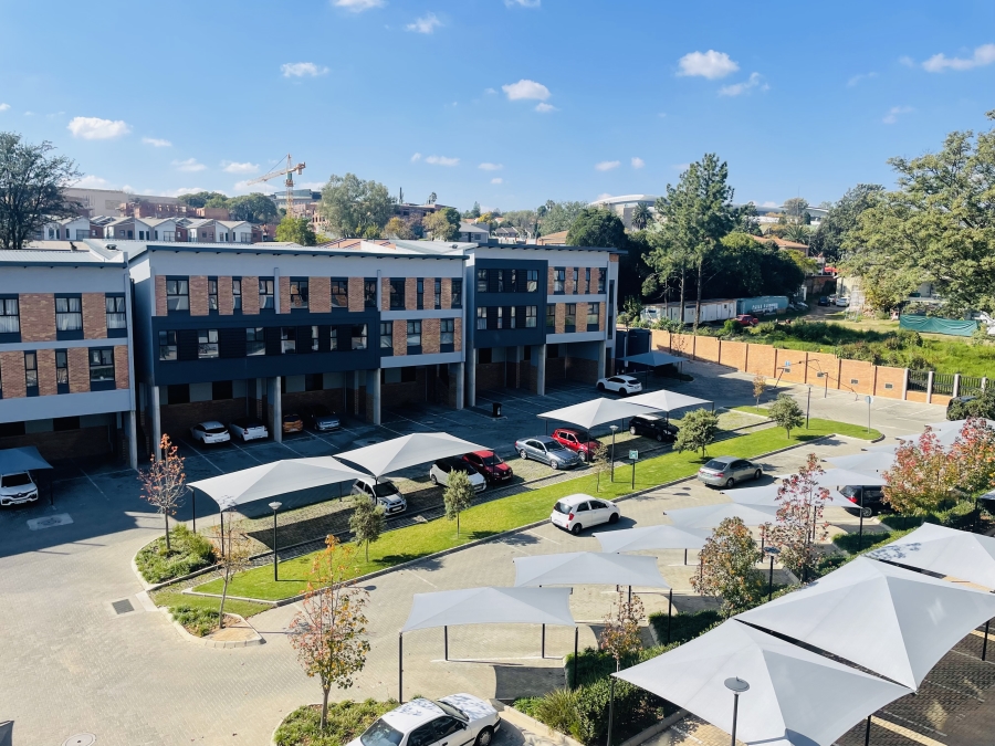 1 Bedroom Property for Sale in Ferndale Gauteng