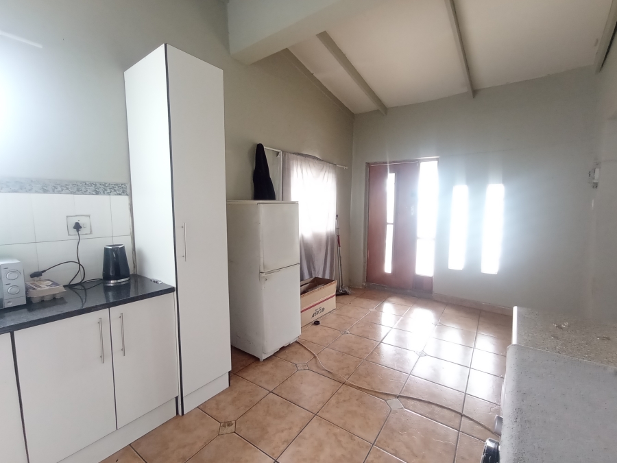 To Let 1 Bedroom Property for Rent in Florida North Gauteng