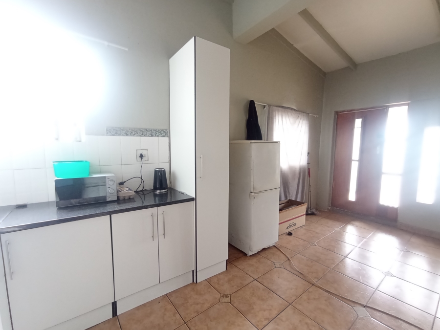 To Let 1 Bedroom Property for Rent in Florida North Gauteng