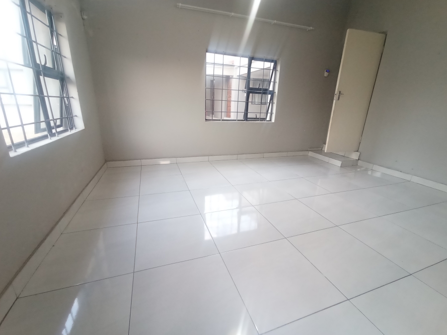 1 Bedroom Property for Sale in Florida North Gauteng