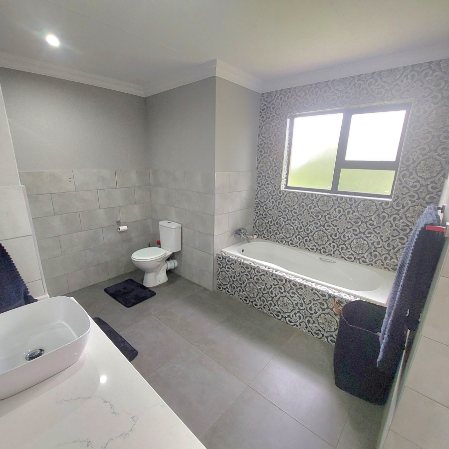 4 Bedroom Property for Sale in Rynfield Gauteng