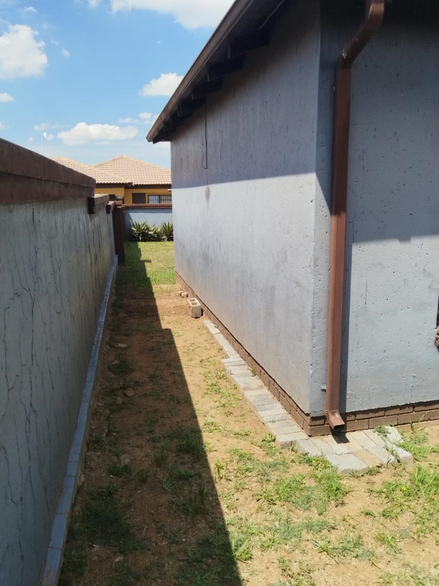 3 Bedroom Property for Sale in Sharon Park Gauteng
