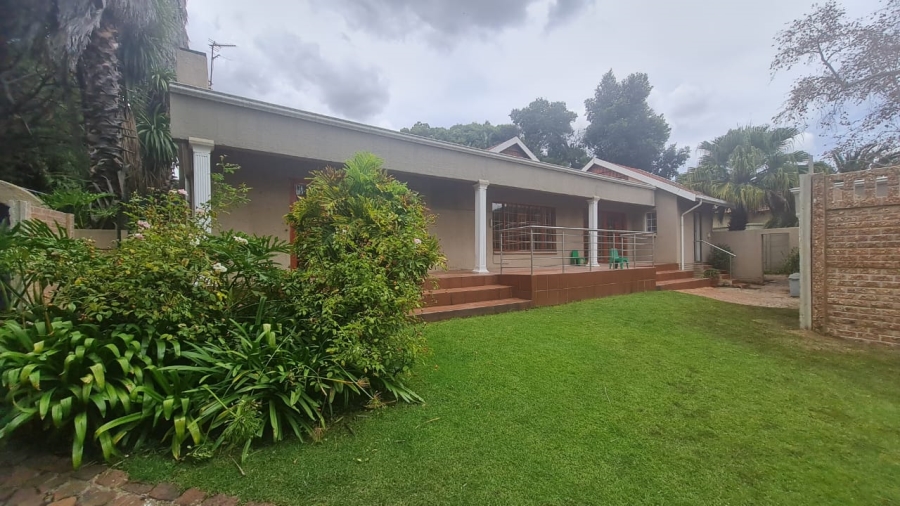 To Let 3 Bedroom Property for Rent in Bedfordview Gauteng