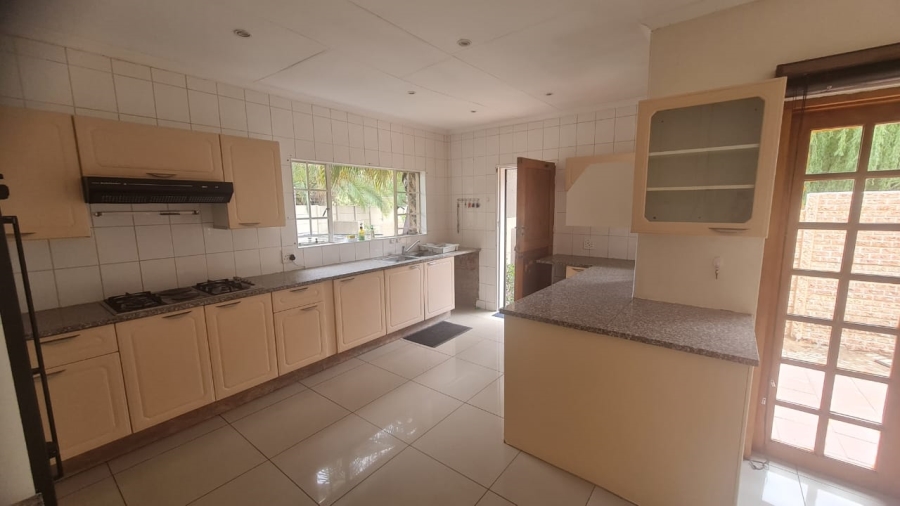 To Let 3 Bedroom Property for Rent in Bedfordview Gauteng