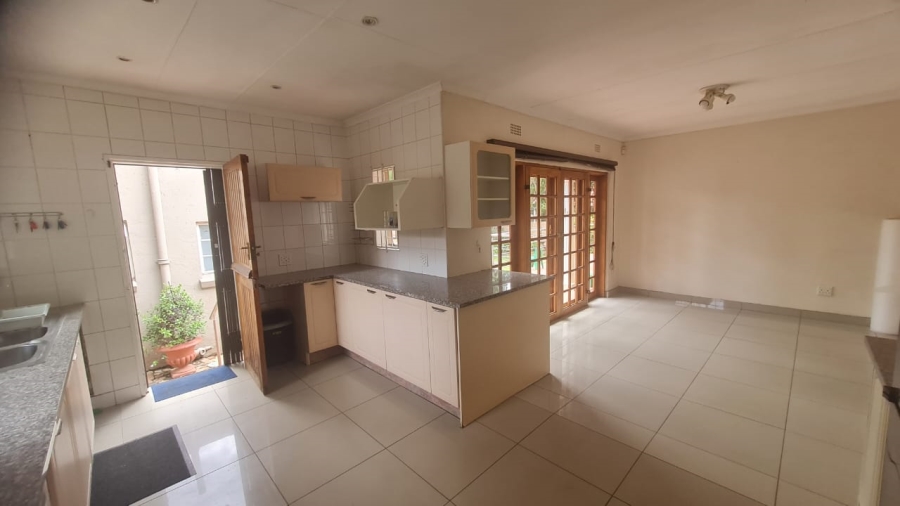 To Let 3 Bedroom Property for Rent in Bedfordview Gauteng