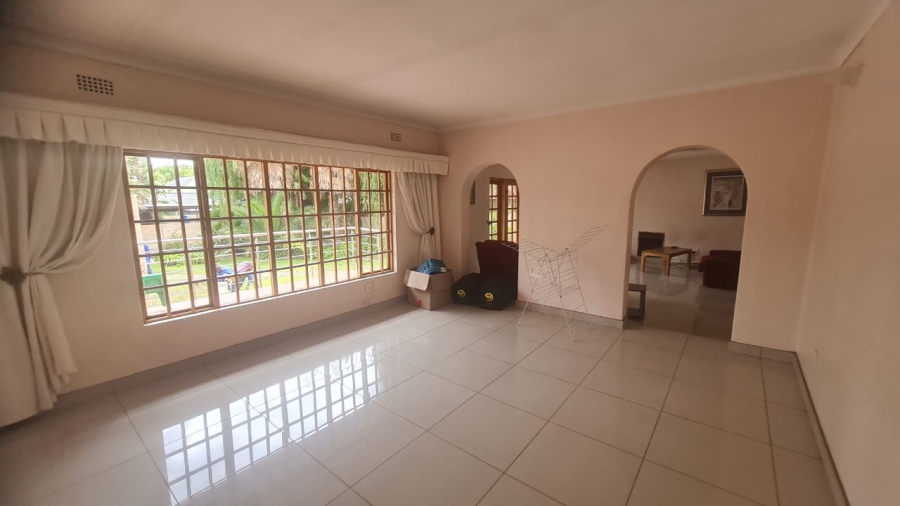 To Let 3 Bedroom Property for Rent in Bedfordview Gauteng