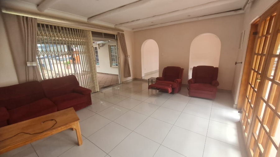 To Let 3 Bedroom Property for Rent in Bedfordview Gauteng