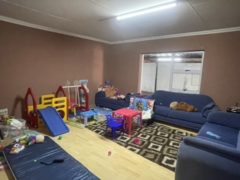 6 Bedroom Property for Sale in Dadaville Gauteng