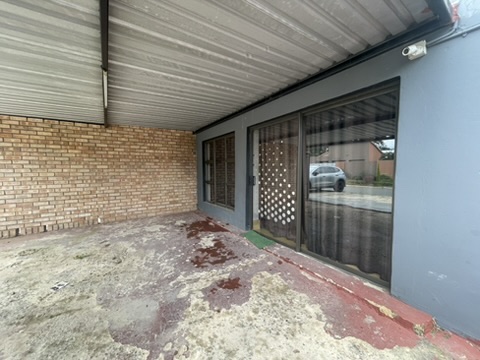 6 Bedroom Property for Sale in Dadaville Gauteng