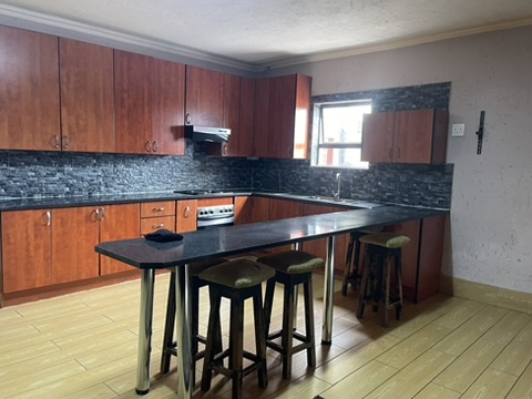 6 Bedroom Property for Sale in Dadaville Gauteng