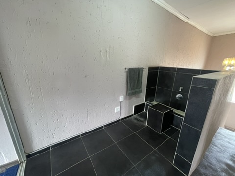6 Bedroom Property for Sale in Dadaville Gauteng