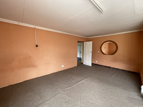 6 Bedroom Property for Sale in Dadaville Gauteng