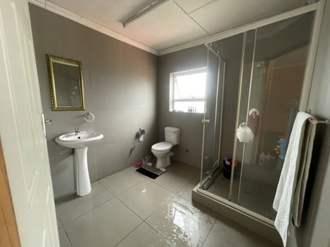 6 Bedroom Property for Sale in Dadaville Gauteng