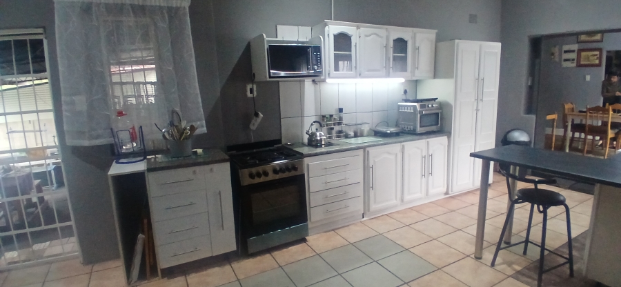 4 Bedroom Property for Sale in Florentia Gauteng