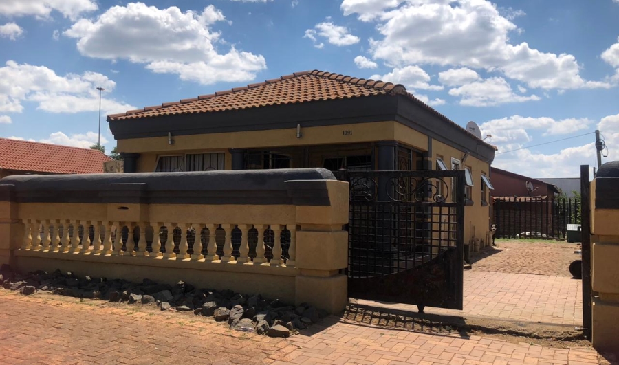 2 Bedroom Property for Sale in New Payneville Gauteng
