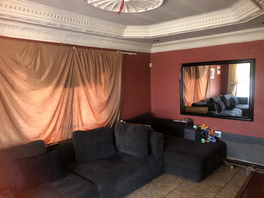 2 Bedroom Property for Sale in New Payneville Gauteng
