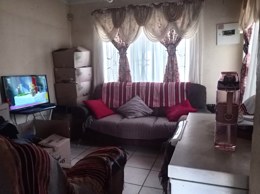 To Let 2 Bedroom Property for Rent in Philip Nel Park Gauteng