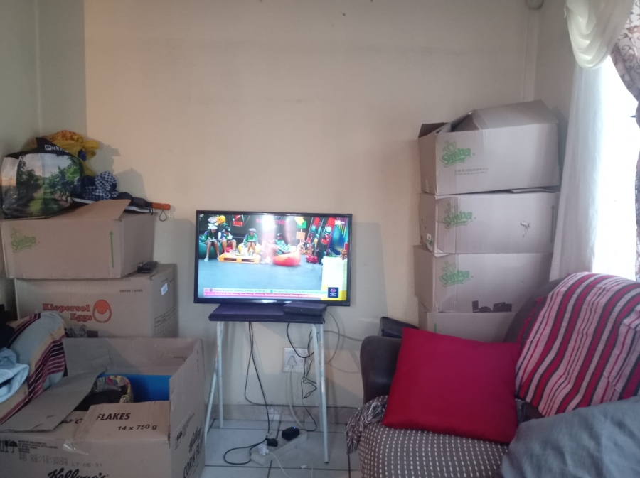 To Let 2 Bedroom Property for Rent in Philip Nel Park Gauteng