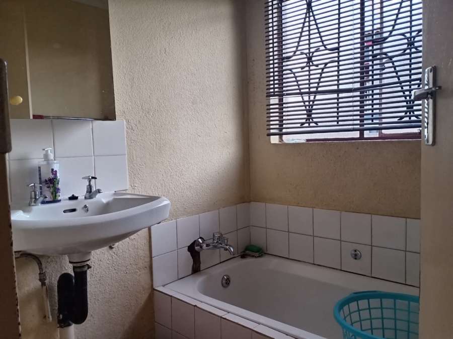 To Let 2 Bedroom Property for Rent in Philip Nel Park Gauteng