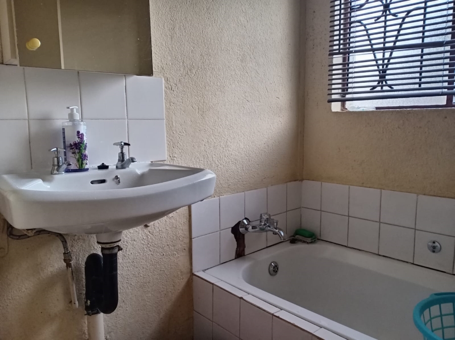 To Let 2 Bedroom Property for Rent in Philip Nel Park Gauteng