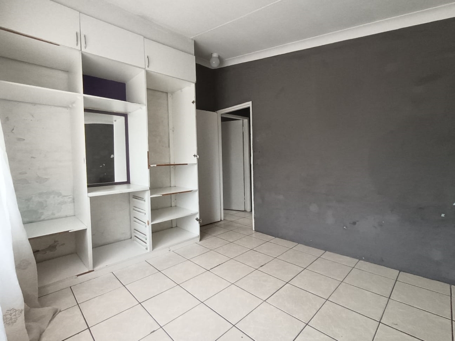 To Let 2 Bedroom Property for Rent in Danville Gauteng
