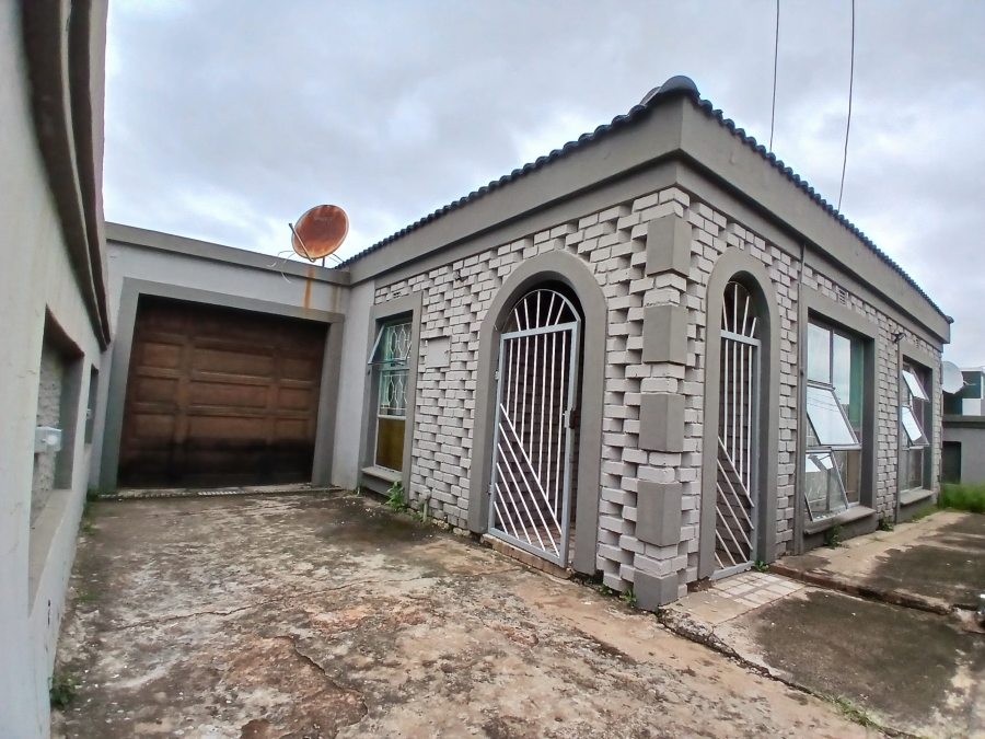 3 Bedroom Property for Sale in Atteridgeville Gauteng