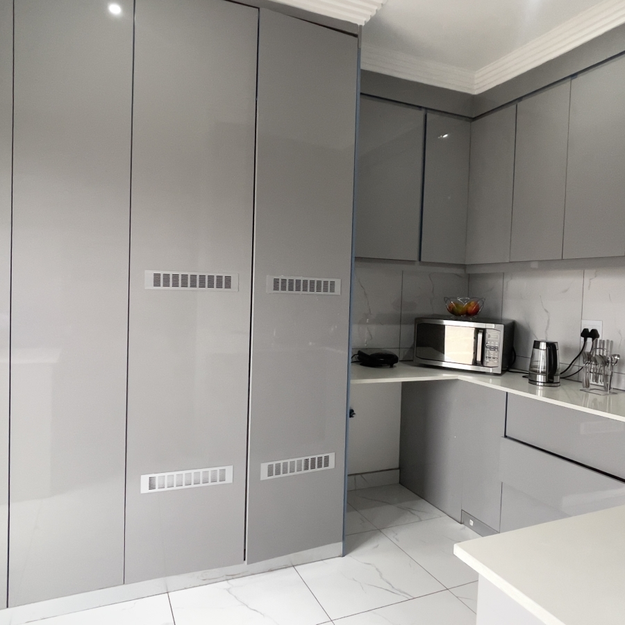 5 Bedroom Property for Sale in Bronkhorstbaai Gauteng