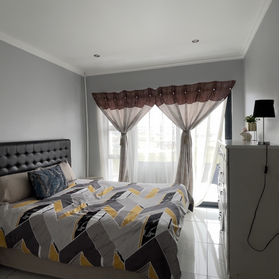 5 Bedroom Property for Sale in Bronkhorstbaai Gauteng