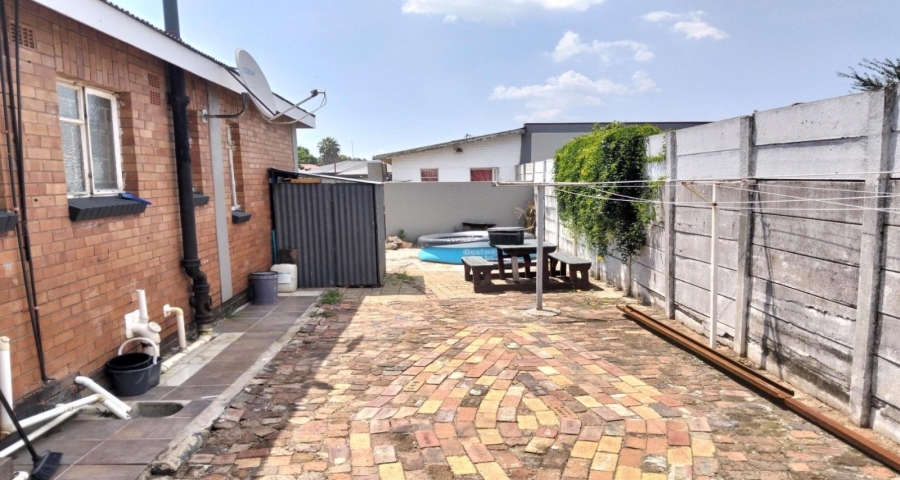 4 Bedroom Property for Sale in Selection Park Gauteng